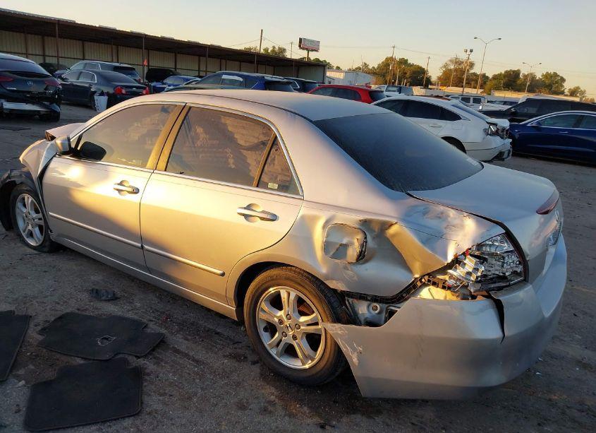 Photo 3 of 2006 Honda Accord 2.4 SE (VIN 1HGCM56306A031382)
