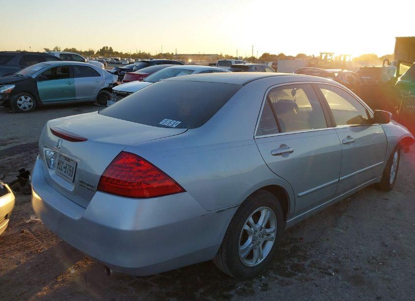 Photo 4 of 2006 Honda Accord 2.4 SE (VIN 1HGCM56306A031382)