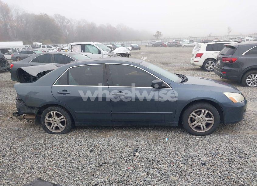 Photo 13 of 2006 Honda Accord 2.4 SE (VIN 1HGCM56306A046447)