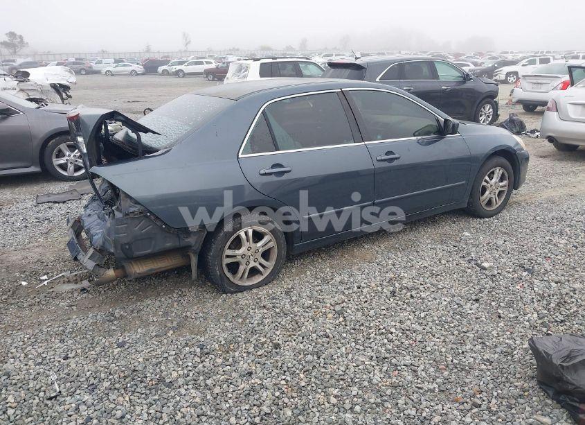 Photo 4 of 2006 Honda Accord 2.4 SE (VIN 1HGCM56306A046447)