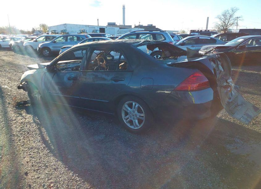 Photo 3 of 2006 Honda Accord 2.4 SE (VIN 1HGCM56306A057982)