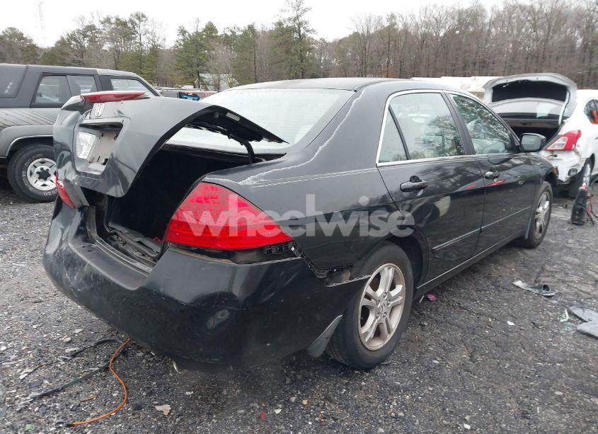 Photo 4 of 2006 Honda Accord 2.4 SE (VIN 1HGCM56306A062910)