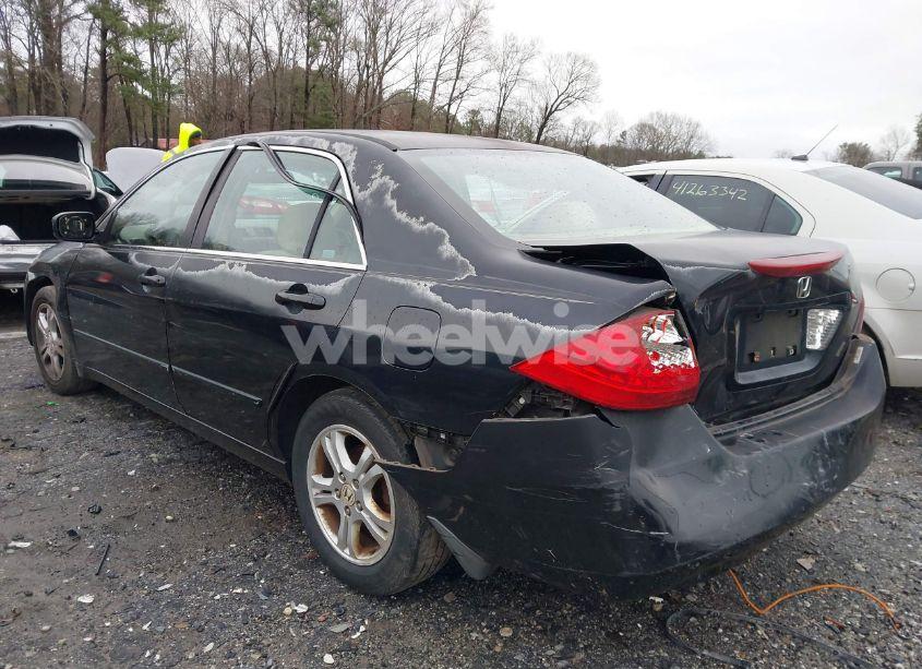 Photo 6 of 2006 Honda Accord 2.4 SE (VIN 1HGCM56306A062910)