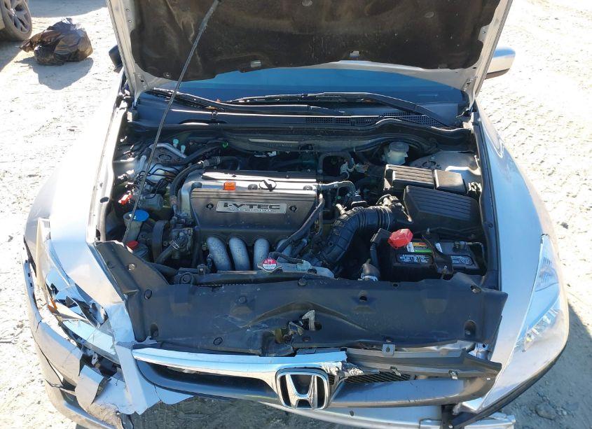 Photo 10 of 2006 Honda Accord 2.4 SE (VIN 1HGCM56306A150713)