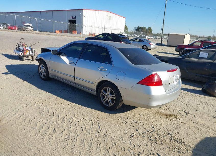Photo 3 of 2006 Honda Accord 2.4 SE (VIN 1HGCM56306A150713)