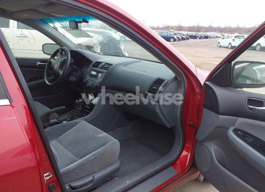 Photo 5 of 2007 Honda Accord 2.4 SE (VIN 1HGCM56307A008430)