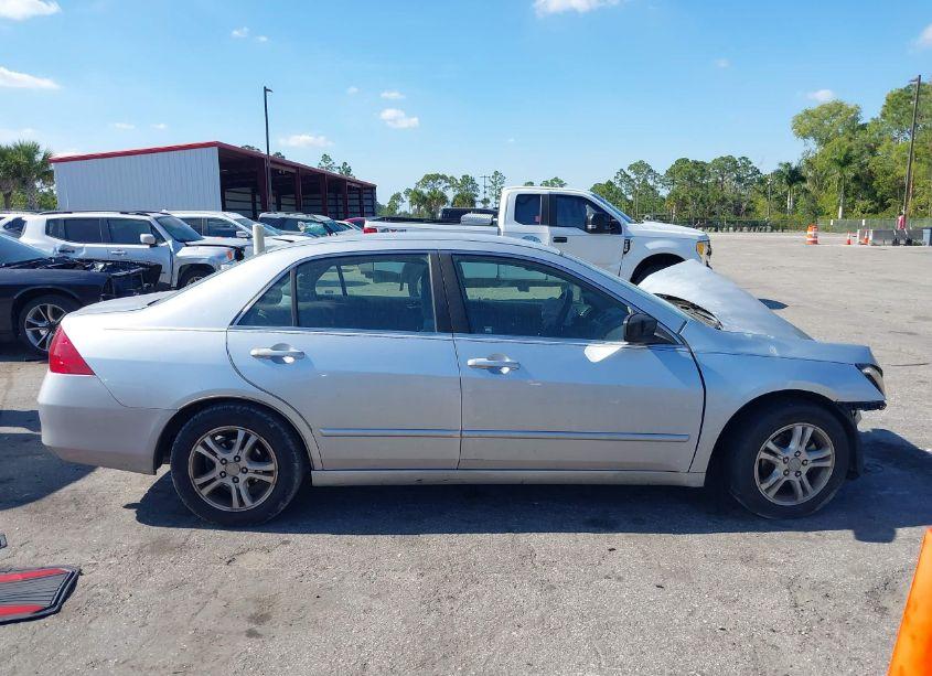 Photo 12 of 2007 Honda Accord 2.4 SE (VIN 1HGCM56307A104770)