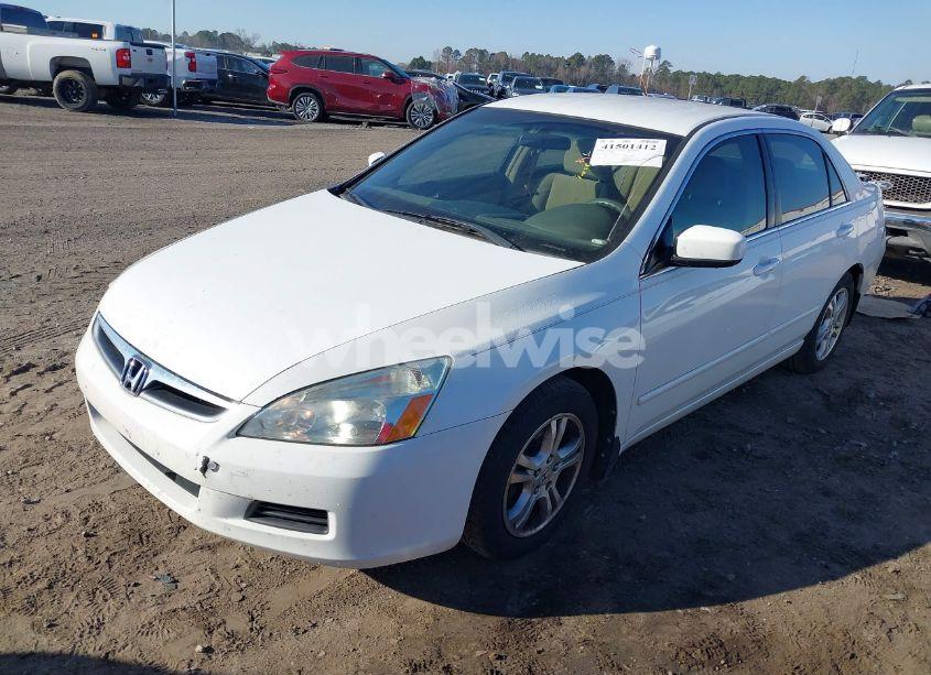 Photo 2 of 2007 Honda Accord 2.4 SE (VIN 1HGCM56307A209275)