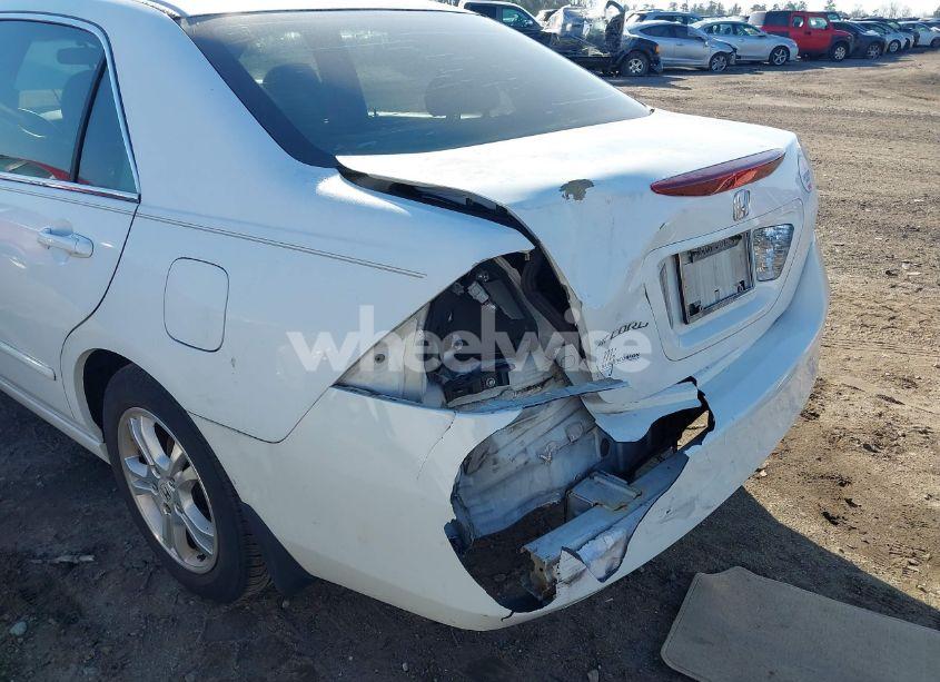 Photo 6 of 2007 Honda Accord 2.4 SE (VIN 1HGCM56307A209275)