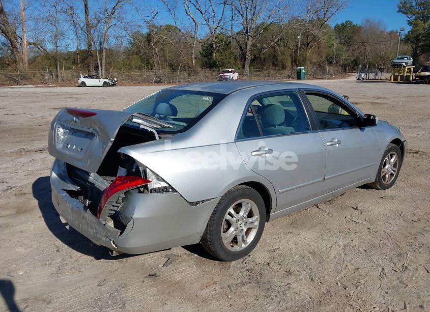 Photo 4 of 2007 Honda Accord 2.4 SE (VIN 1HGCM56307A211379)