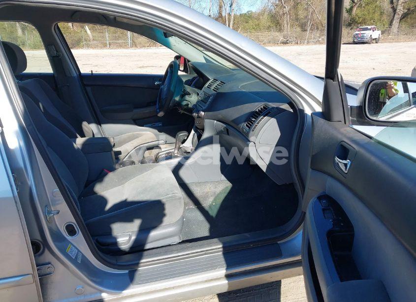 Photo 5 of 2007 Honda Accord 2.4 SE (VIN 1HGCM56307A211379)