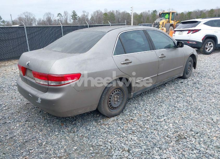 Photo 4 of 2003 Honda Accord 2.4 LX (VIN 1HGCM56313A040197)