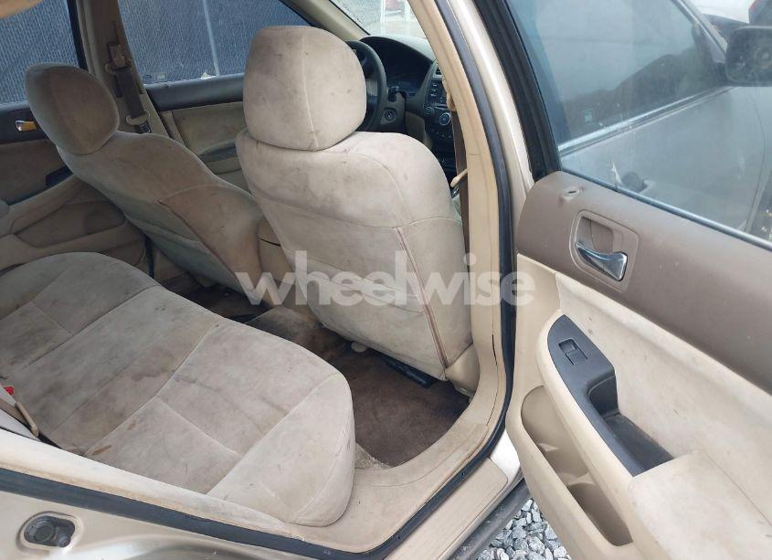 Photo 8 of 2003 Honda Accord 2.4 LX (VIN 1HGCM56313A040197)