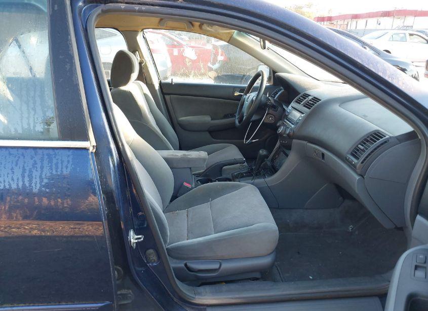 Photo 5 of 2004 Honda Accord 2.4 LX (VIN 1HGCM56314A006469)