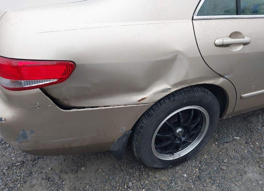 Photo 20 of 2004 Honda Accord 2.4 LX (VIN 1HGCM56314A048060)