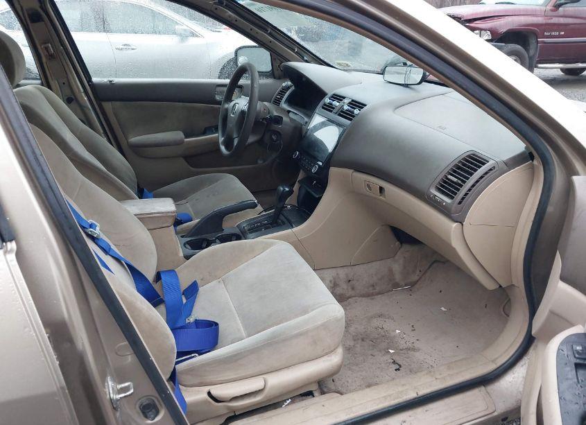 Photo 5 of 2004 Honda Accord 2.4 LX (VIN 1HGCM56314A048060)
