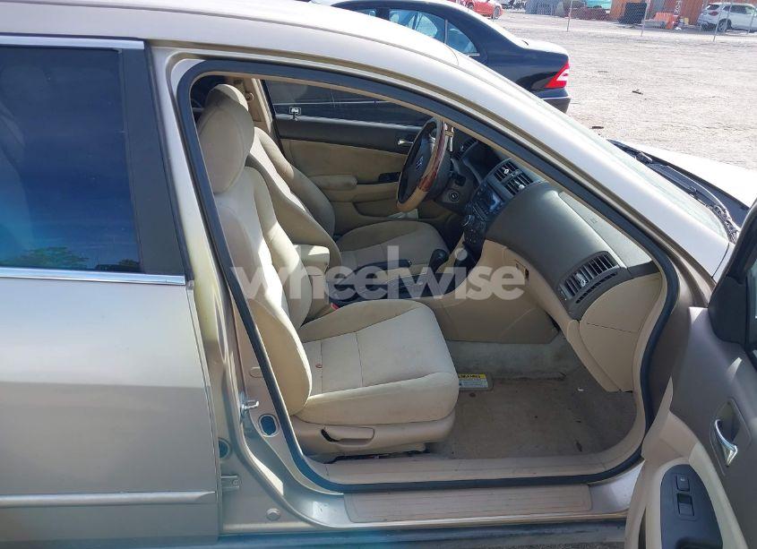 Photo 5 of 2004 Honda Accord 2.4 LX (VIN 1HGCM56314A080619)