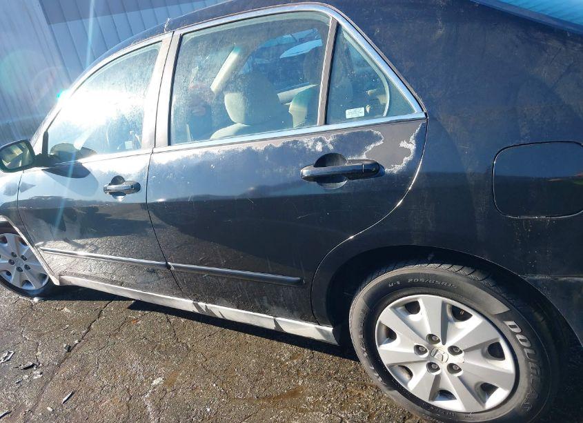 Photo 14 of 2004 Honda Accord 2.4 LX (VIN 1HGCM56314A103607)
