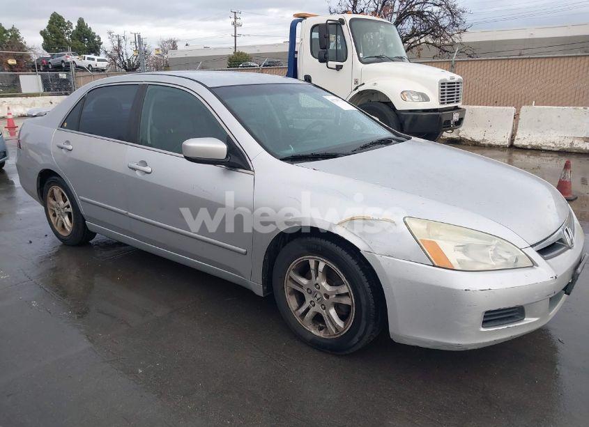 2006 Honda Accord 2.4 SE (VIN 1HGCM56316A022643) main photo
