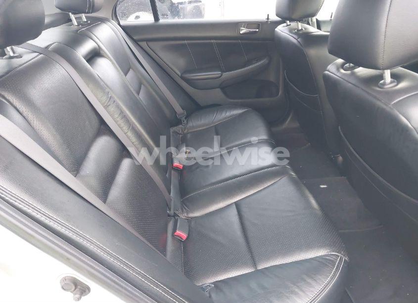 Photo 8 of 2006 Honda Accord 2.4 SE (VIN 1HGCM56316A022643)