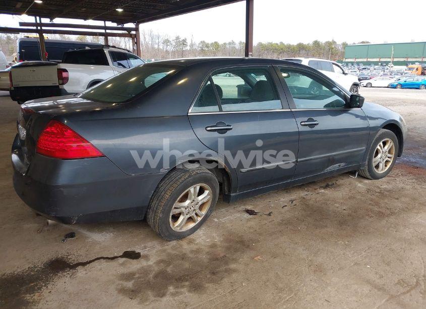 Photo 4 of 2006 Honda Accord 2.4 SE (VIN 1HGCM56316A025123)