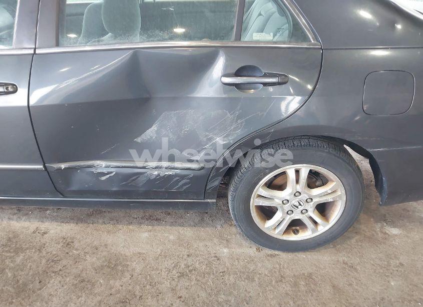 Photo 6 of 2006 Honda Accord 2.4 SE (VIN 1HGCM56316A025123)