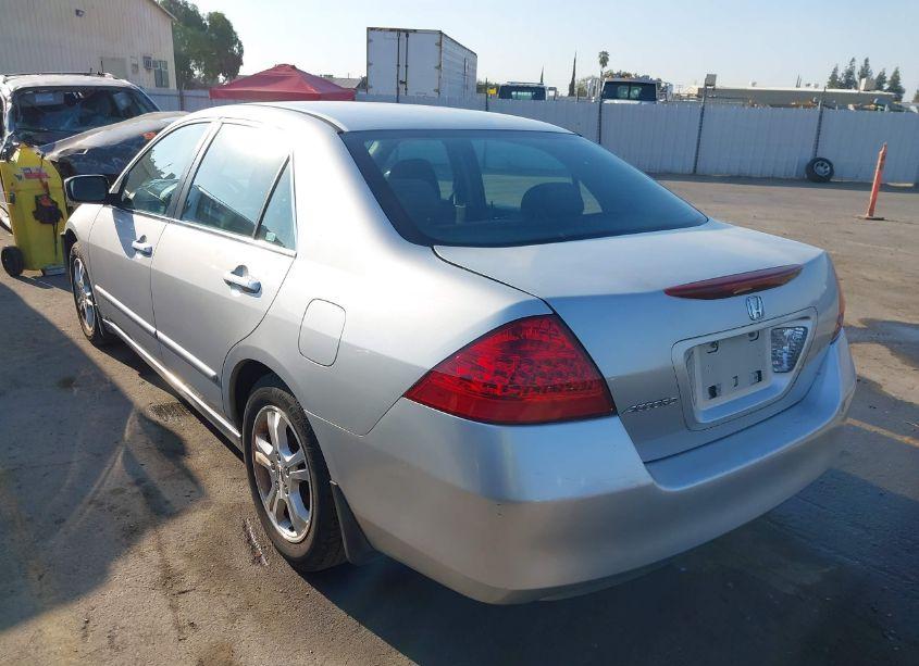 Photo 3 of 2006 Honda Accord 2.4 SE (VIN 1HGCM56316A033920)