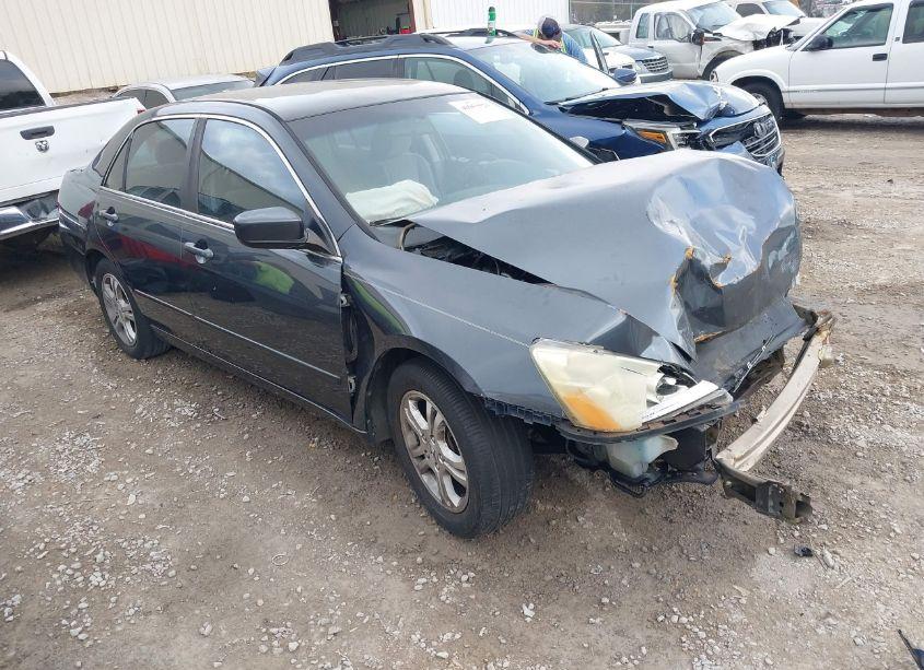 2006 Honda Accord 2.4 SE (VIN 1HGCM56316A053052) main photo