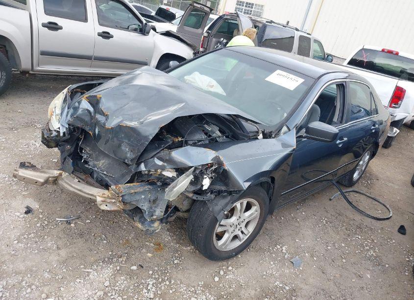 Photo 2 of 2006 Honda Accord 2.4 SE (VIN 1HGCM56316A053052)