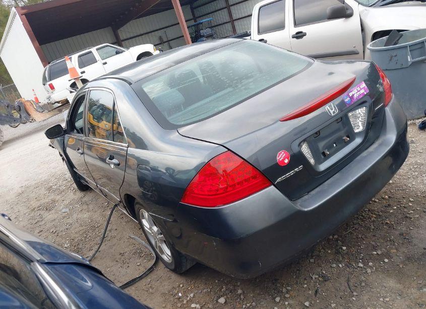 Photo 3 of 2006 Honda Accord 2.4 SE (VIN 1HGCM56316A053052)