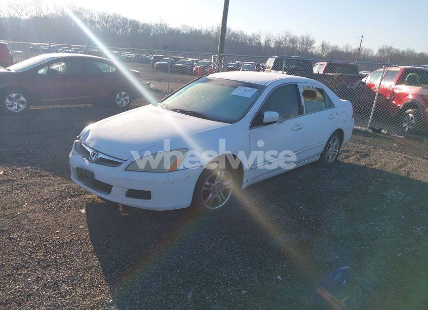 Photo 2 of 2006 Honda Accord 2.4 SE (VIN 1HGCM56316A064102)