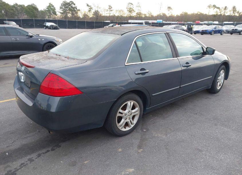 Photo 4 of 2006 Honda Accord 2.4 SE (VIN 1HGCM56316A079277)