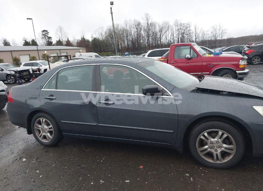 Photo 13 of 2006 Honda Accord 2.4 SE (VIN 1HGCM56316A092014)
