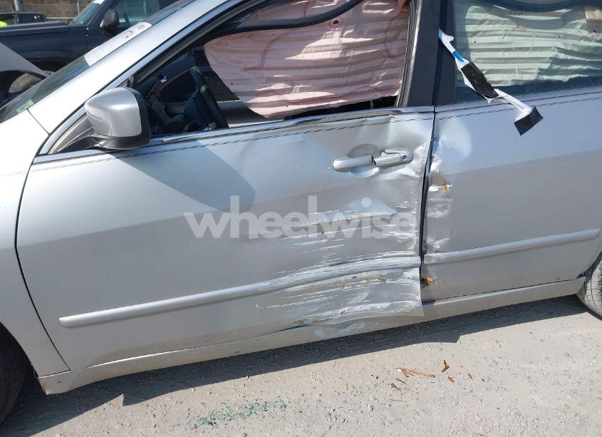 Photo 6 of 2006 Honda Accord 2.4 SE (VIN 1HGCM56316A128901)