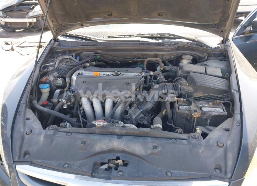 Photo 10 of 2006 Honda Accord 2.4 SE (VIN 1HGCM56316A128946)
