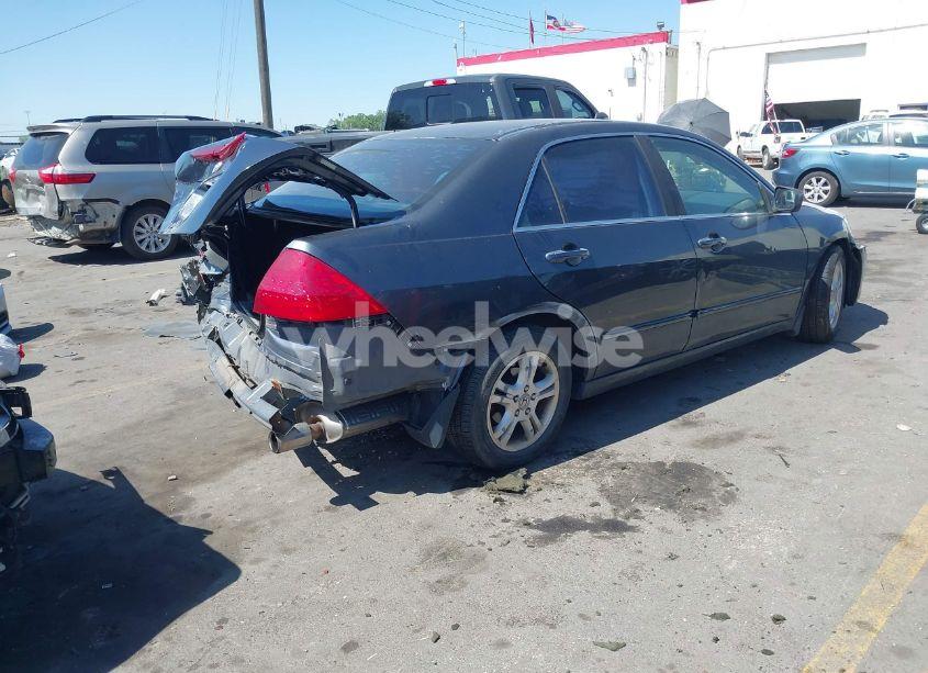 Photo 4 of 2006 Honda Accord 2.4 SE (VIN 1HGCM56316A128946)