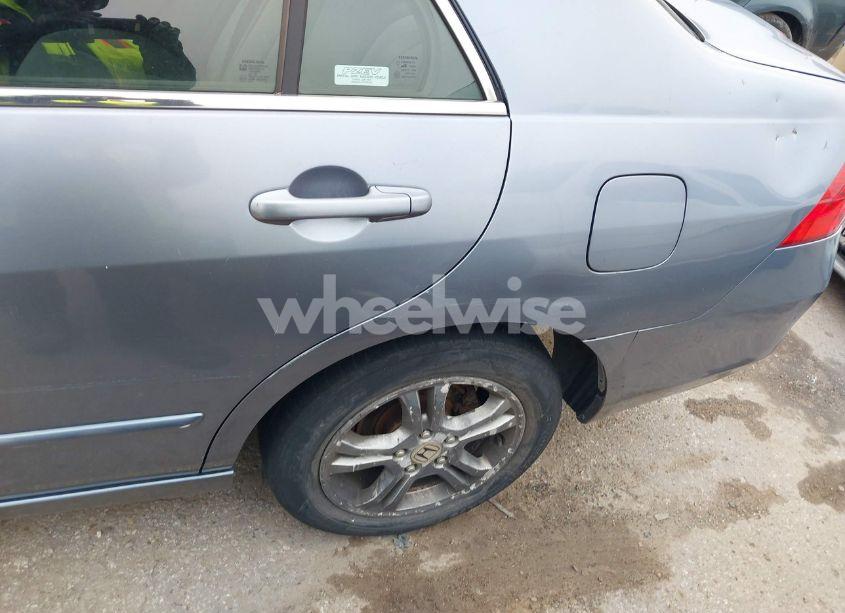 Photo 12 of 2007 Honda Accord 2.4 SE (VIN 1HGCM56317A074338)