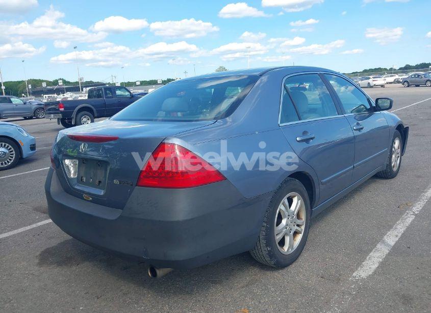Photo 4 of 2007 Honda Accord 2.4 SE (VIN 1HGCM56317A128589)
