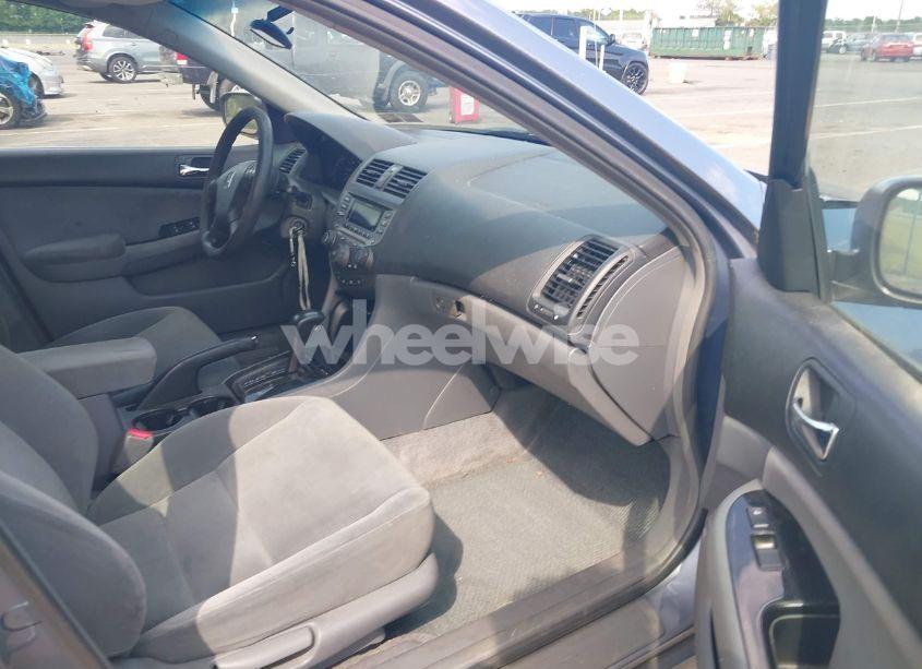 Photo 5 of 2007 Honda Accord 2.4 SE (VIN 1HGCM56317A128589)