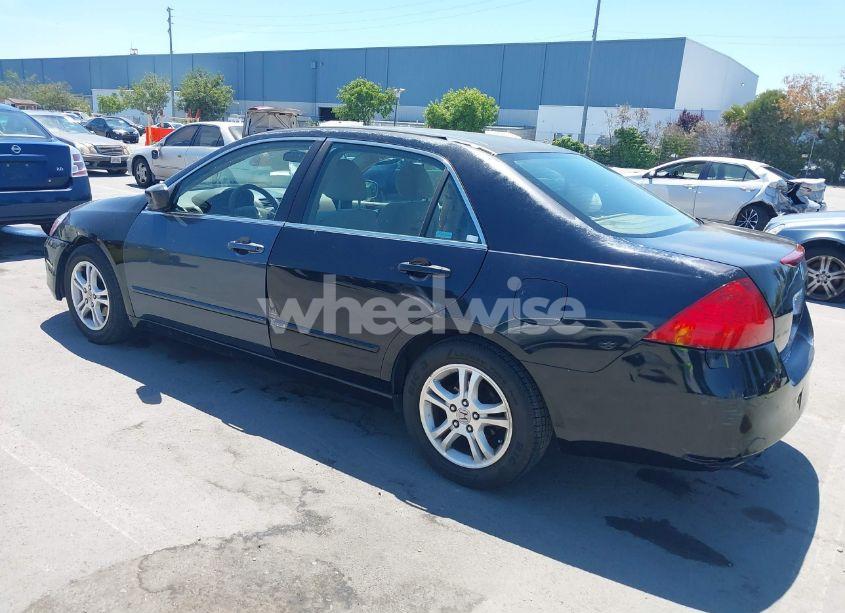 Photo 3 of 2007 Honda Accord 2.4 SE (VIN 1HGCM56317A138913)