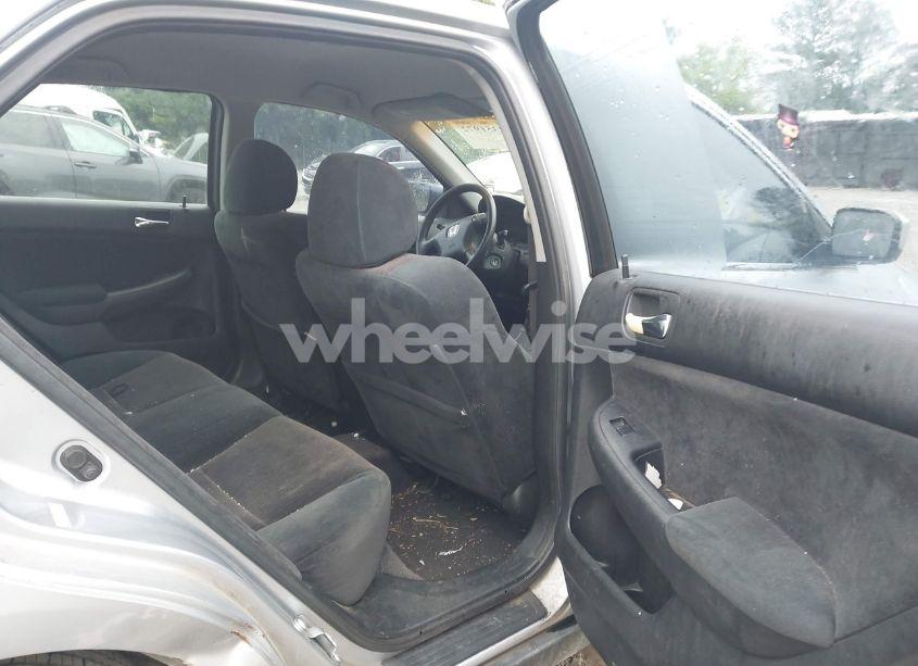 Photo 8 of 2003 Honda Accord 2.4 LX (VIN 1HGCM56323A049698)