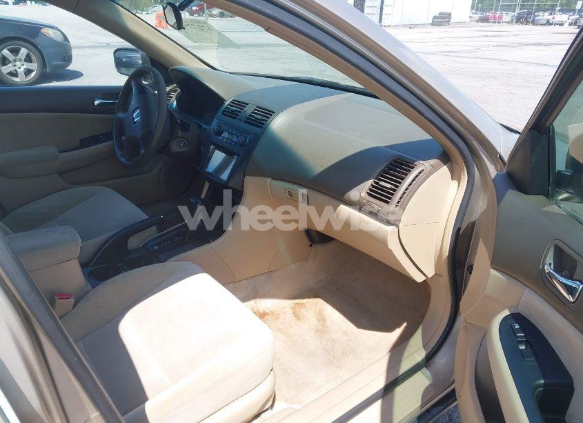 Photo 5 of 2003 Honda Accord 2.4 LX (VIN 1HGCM56323A056960)