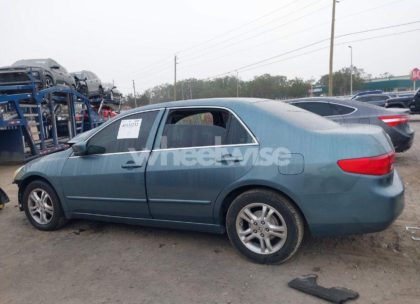 Photo 15 of 2003 Honda Accord 2.4 LX (VIN 1HGCM56323A062659)