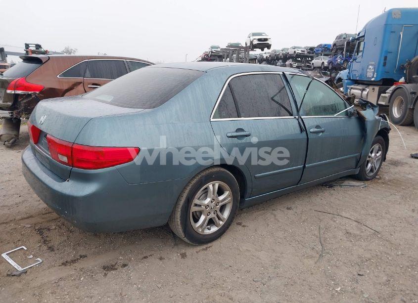 Photo 4 of 2003 Honda Accord 2.4 LX (VIN 1HGCM56323A062659)