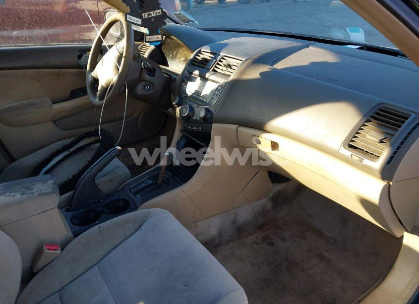Photo 5 of 2004 Honda Accord 2.4 LX (VIN 1HGCM56324A008957)
