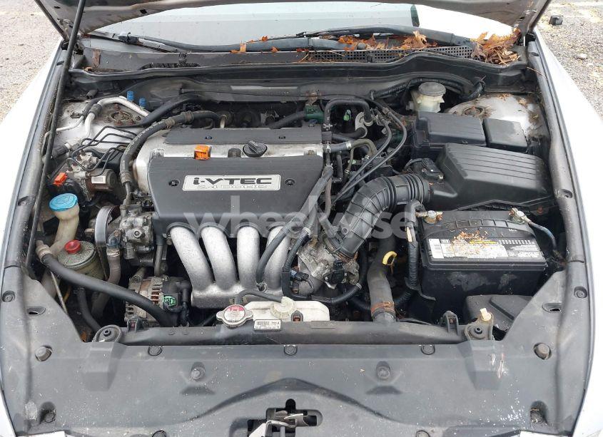 Photo 10 of 2004 Honda Accord 2.4 LX (VIN 1HGCM56324A010028)