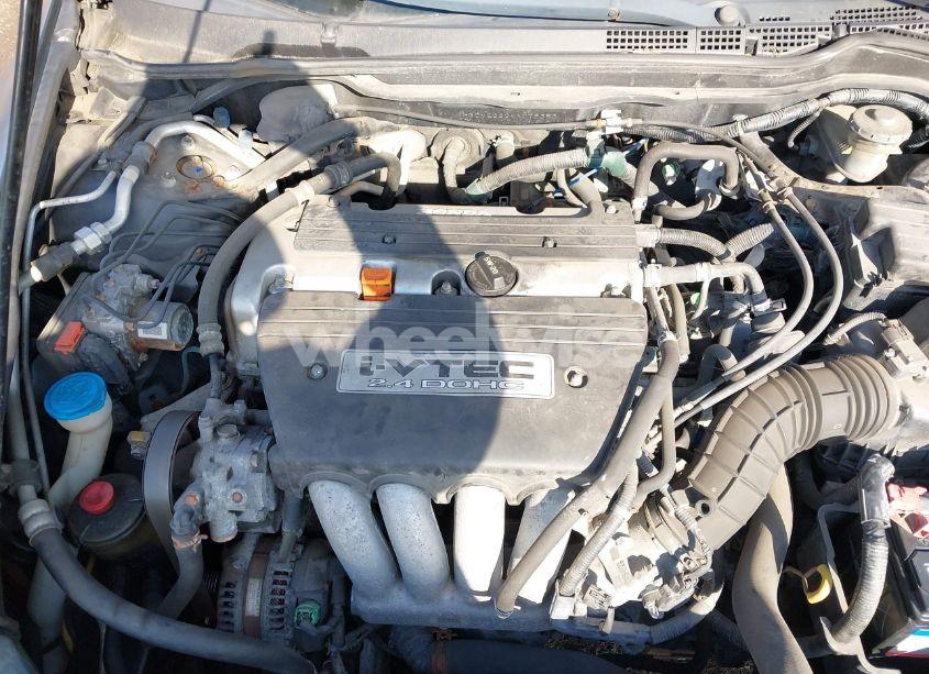 Photo 10 of 2004 Honda Accord 2.4 LX (VIN 1HGCM56324A076353)