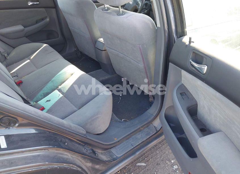 Photo 8 of 2004 Honda Accord 2.4 LX (VIN 1HGCM56324A076353)