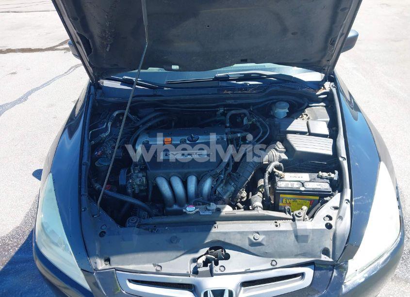 Photo 10 of 2004 Honda Accord 2.4 LX (VIN 1HGCM56324A094240)