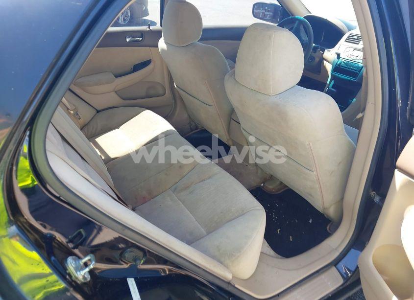 Photo 8 of 2004 Honda Accord 2.4 LX (VIN 1HGCM56324A094240)